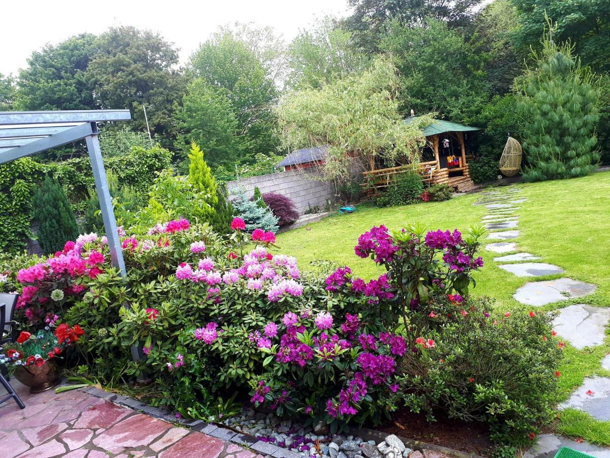 Villa-Seerose Кьолн Екстериор снимка